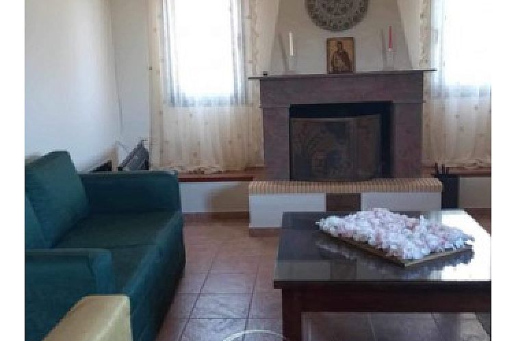 Vrijstaande woning in Peri