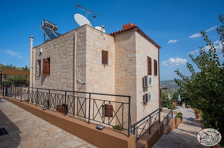 Vrijstaande woning in Vouves