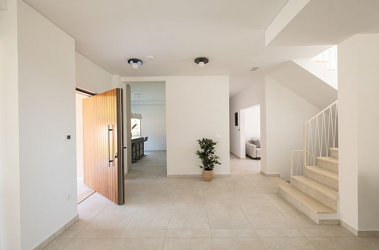 Vrijstaande woning in Vouves