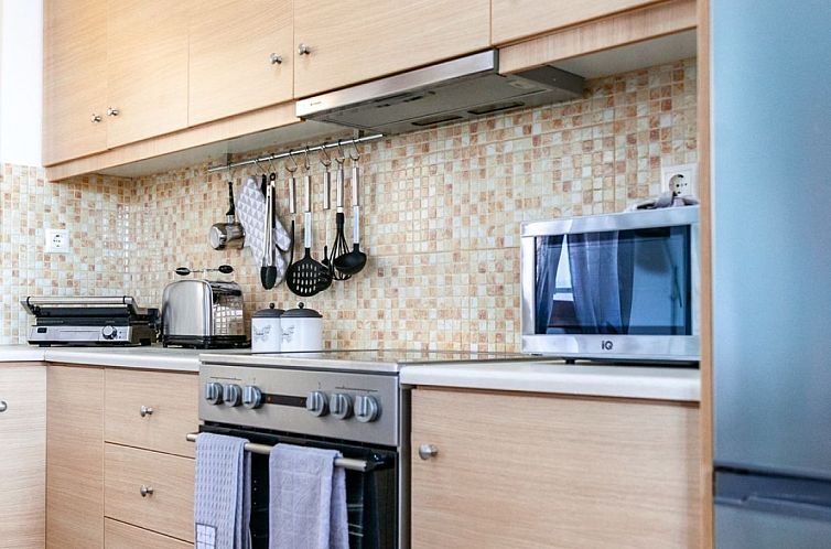 Geschakelde woning in Modi