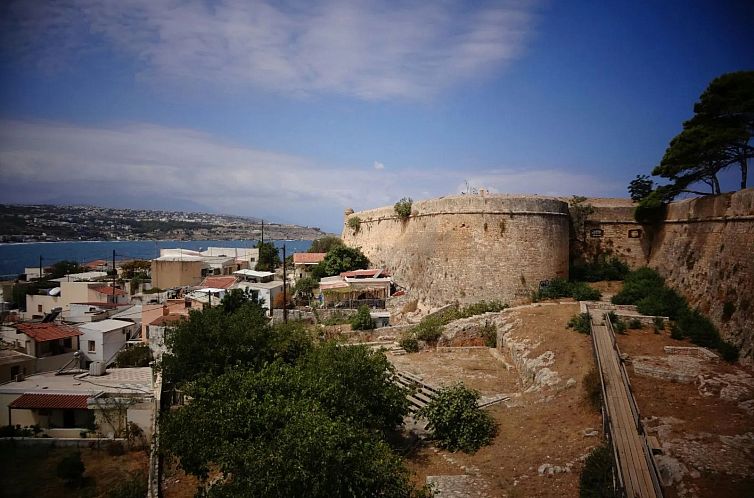 Geschakelde woning in Rethimno