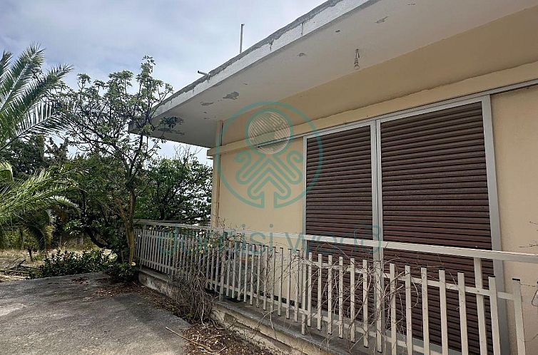 Geschakelde woning in Rethimno