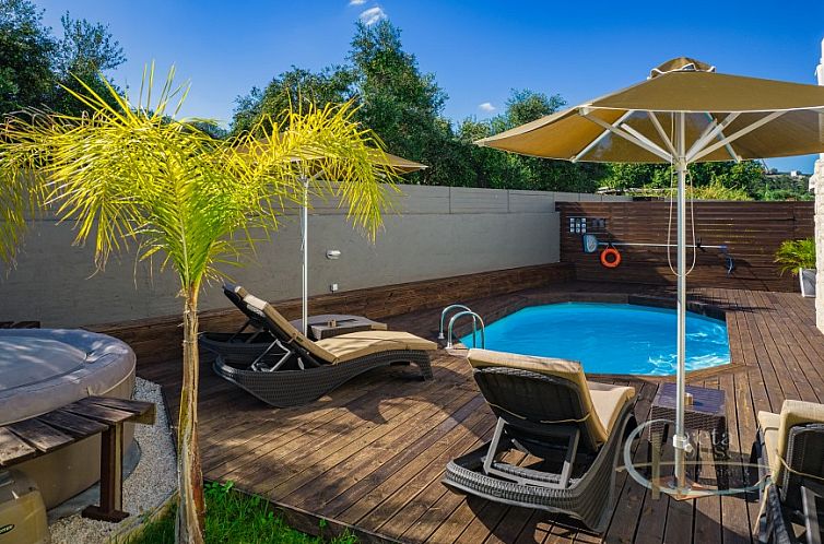 Vrijstaande woning in Chania