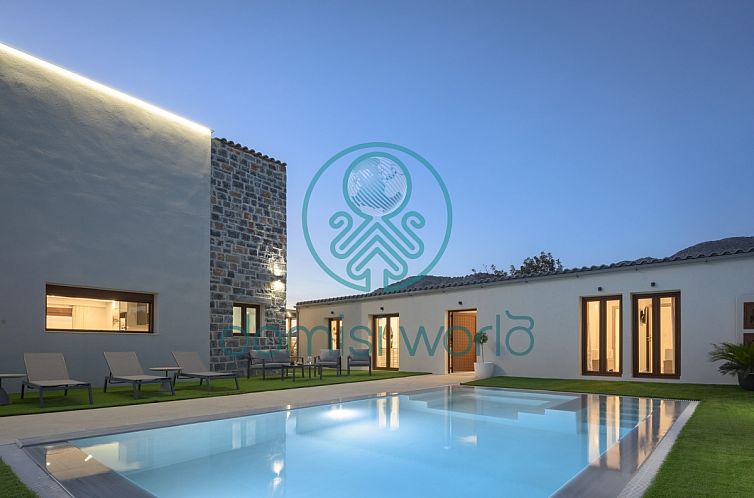 Geschakelde woning in Agia