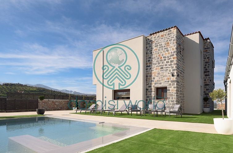 Geschakelde woning in Agia