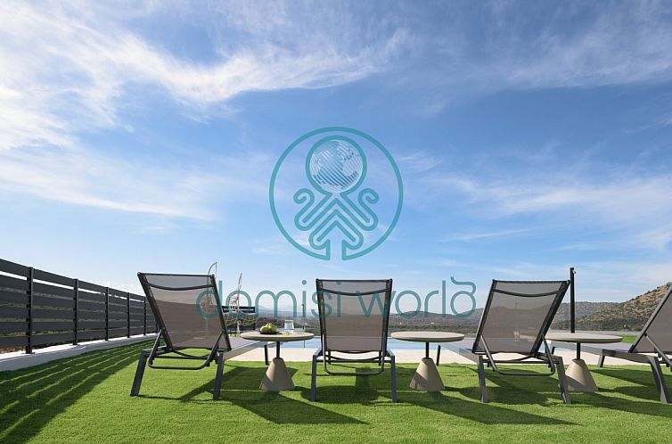 Geschakelde woning in Agia