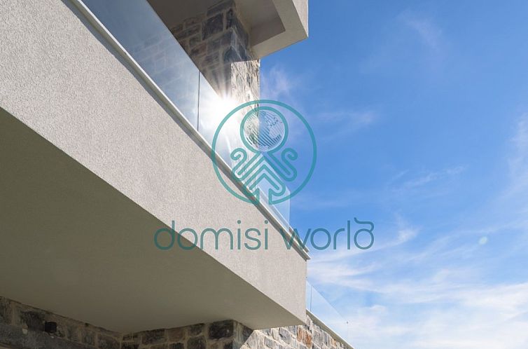 Geschakelde woning in Agia