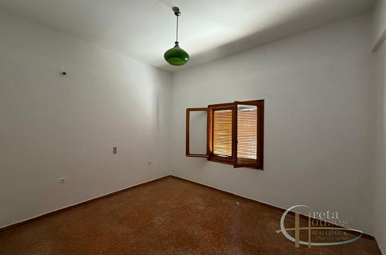 Geschakelde woning in Magarikari