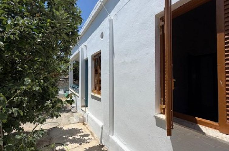 Geschakelde woning in Magarikari