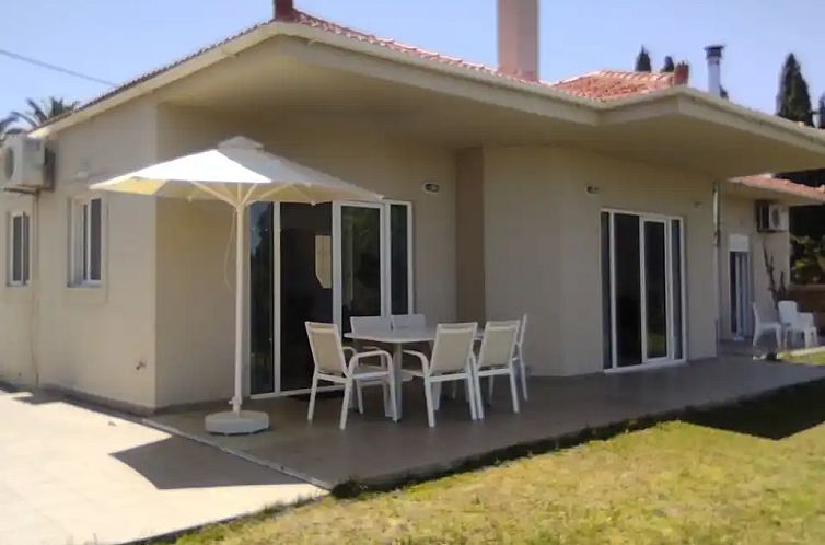 Helidonia Villas, Sea Breeze