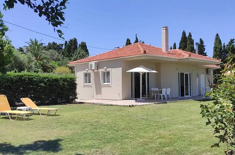 Helidonia Villas, Sea Breeze