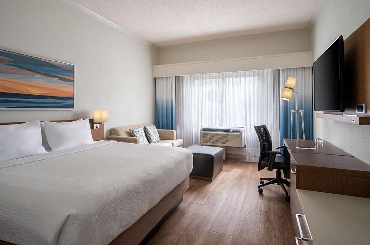 Courtyard by Marriott - Naples