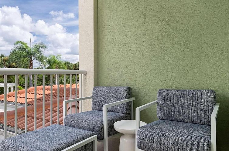 DoubleTree Suites by Hilton Naples