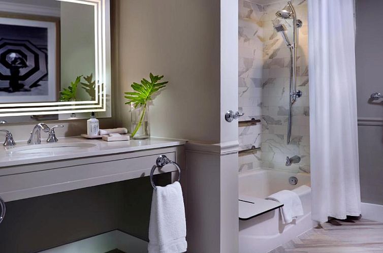 La Playa Beach & Golf Resort, a Noble House Resort