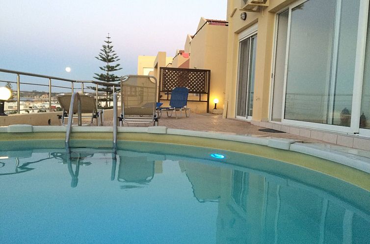 Appartement Sehr geräumiges Apartment mit eigenem Pool und 