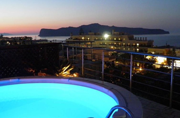 Appartement Sehr geräumiges Apartment mit eigenem Pool und 