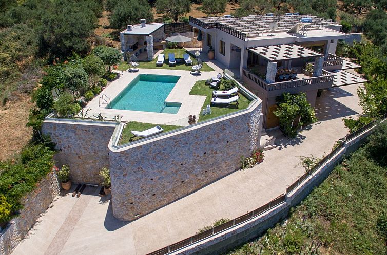 Vakantiehuis Ferienvilla mit Garten, Grill und Terrasse