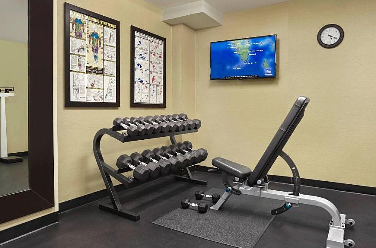 Holiday Inn Express Naples Downtown 5th Avenue, an IHG Hotel