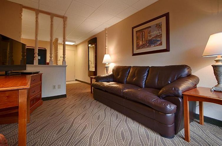 Best Western Naples Inn & Suites