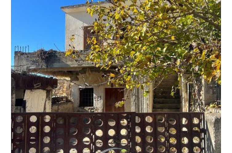 Vrijstaande woning in Faneromeni