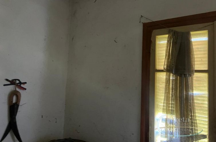 Vrijstaande woning in Faneromeni