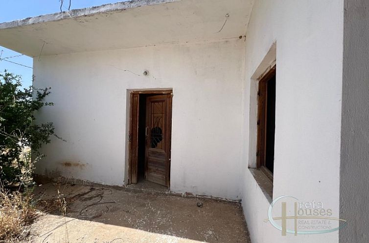 Vrijstaande woning in Faneromeni