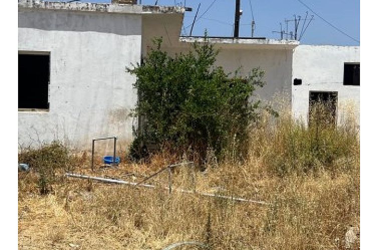 Vrijstaande woning in Faneromeni