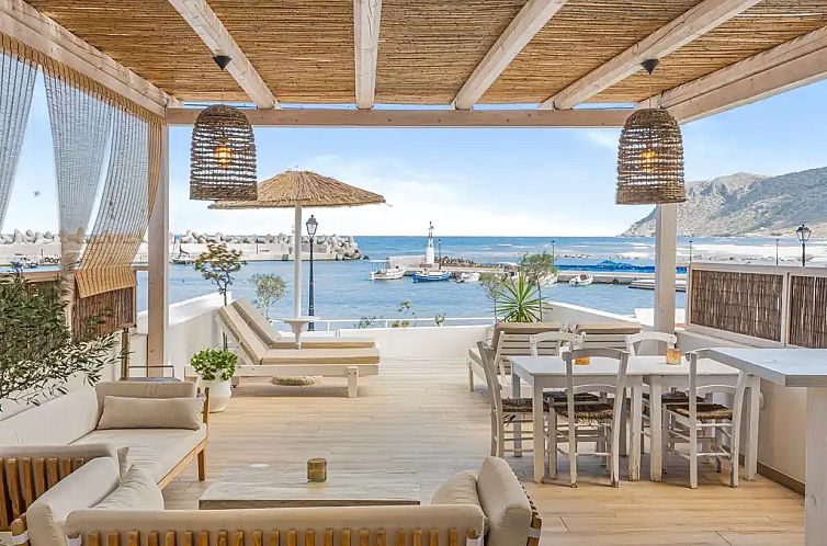 Beach house Milatos