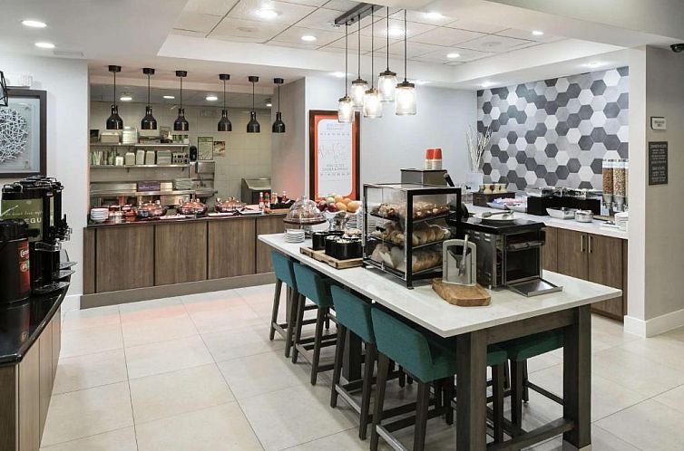Hilton Garden Inn DFW North Grapevine