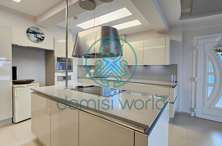 Geschakelde woning in Ligaria