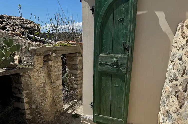 Villa Raki