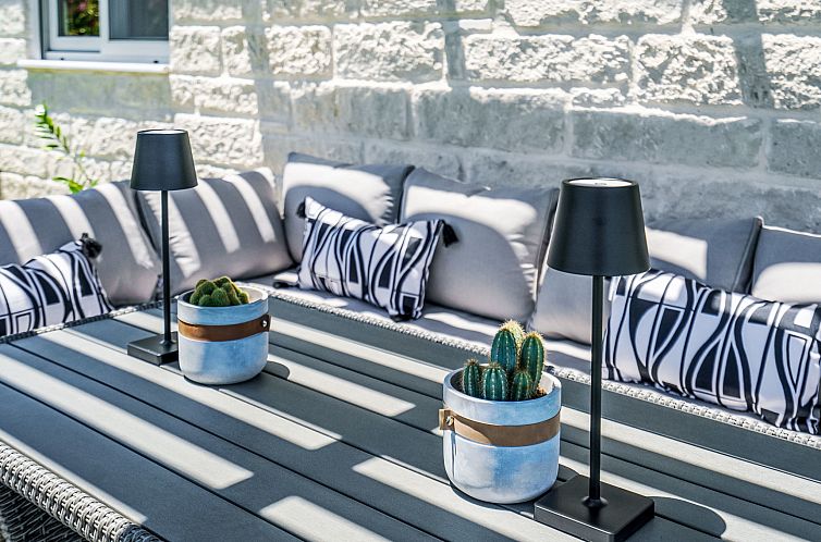 Vakantiehuis Neue Strandvilla SixStars in Chania, mit Sauna