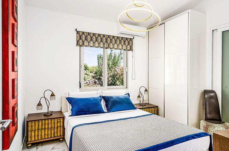 Vakantiehuis Neue Strandvilla SixStars in Chania, mit Sauna