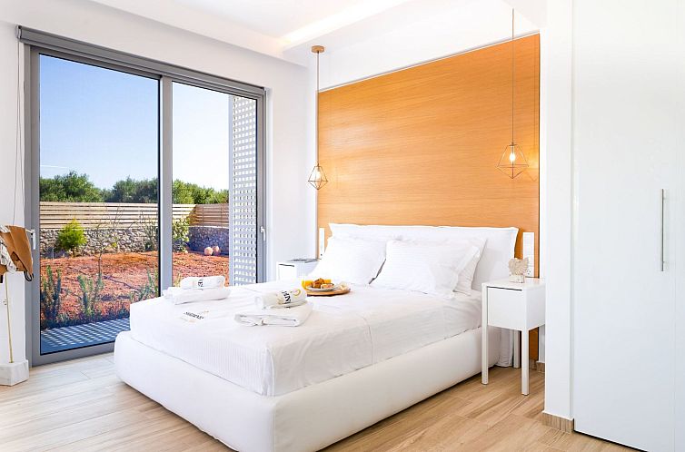 Vakantiehuis Sardines Luxury Villa 1 - Privater Pool und Gar