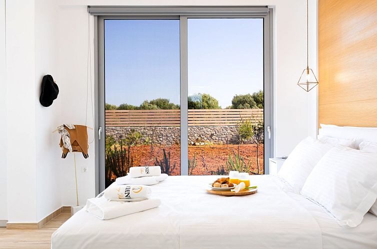 Vakantiehuis Sardines Luxury Villa 1 - Privater Pool und Gar