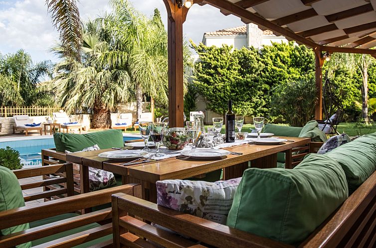 Vakantiehuis Ferienvilla mit Garten, Grill und Terrasse