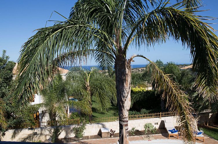 Vakantiehuis Ferienvilla mit Garten, Grill und Terrasse