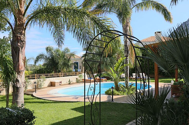 Vakantiehuis Ferienvilla mit Garten, Grill und Terrasse