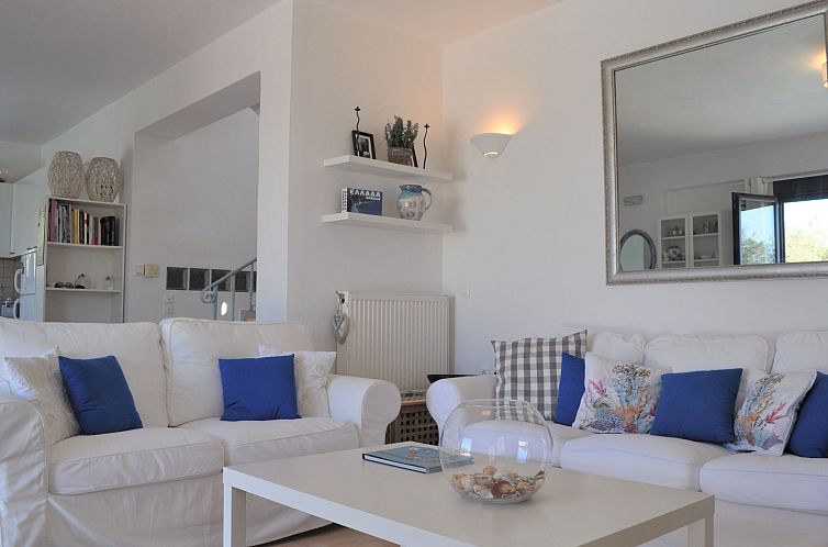 Vakantiehuis Nefeli Blue Villa in altem Olivenhain, Meerblic