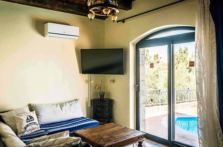 Vakantiehuis Niriides Villas_ Thetis_ 3-Schlafzimmer private