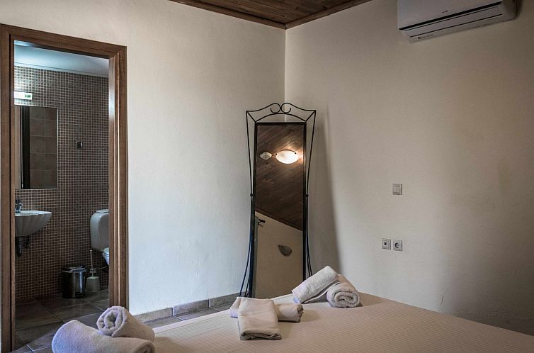 Vakantiehuis Niriides Villas_ Thetis_ 3-Schlafzimmer private