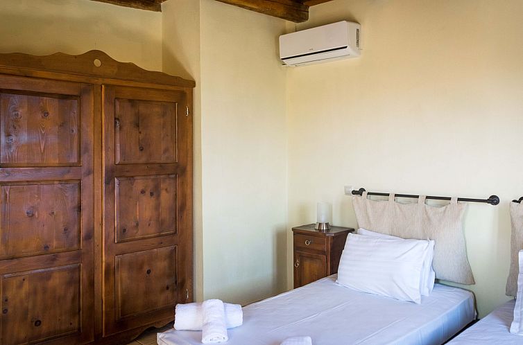 Vakantiehuis Niriides Villas_ Liagori_ 2-Schlafzimmer privat