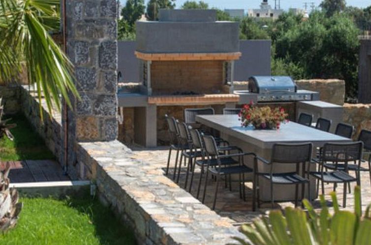 Vakantiehuis Luxuriös gestaltete Villa mit privatem Pool