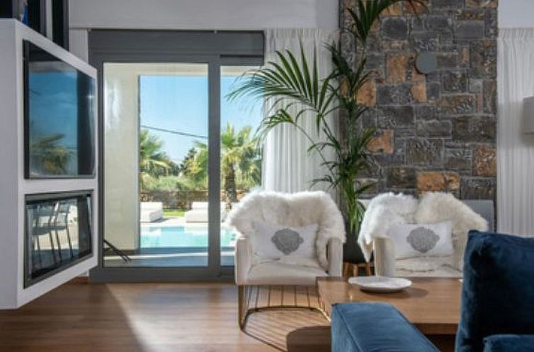 Vakantiehuis Luxuriös gestaltete Villa mit privatem Pool