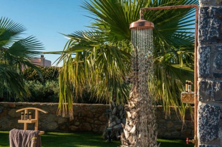 Vakantiehuis Luxuriös gestaltete Villa mit privatem Pool