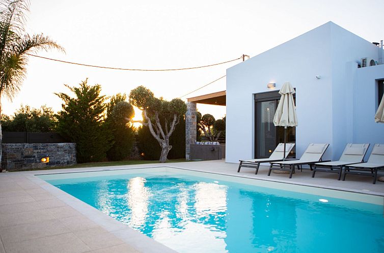 Vakantiehuis Villa Stavelia mit privatem Pool