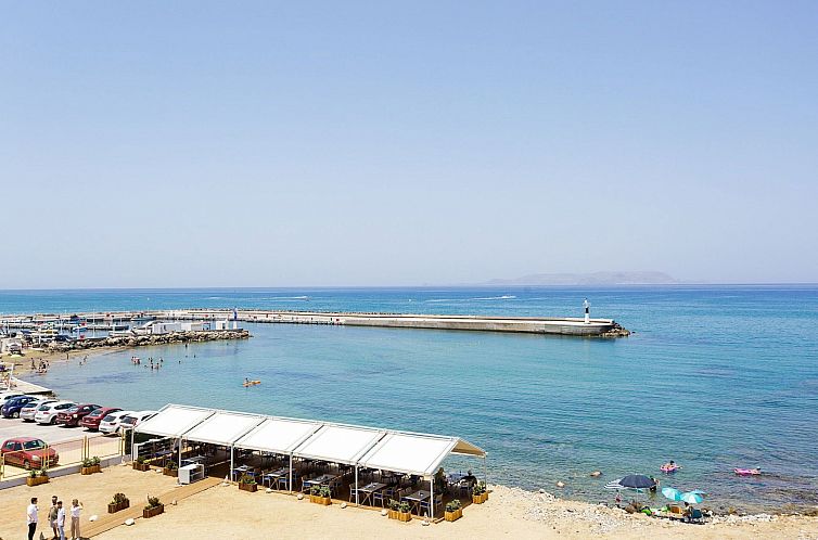 Appartement in Kato Gouves mit Gemeinschaftspool