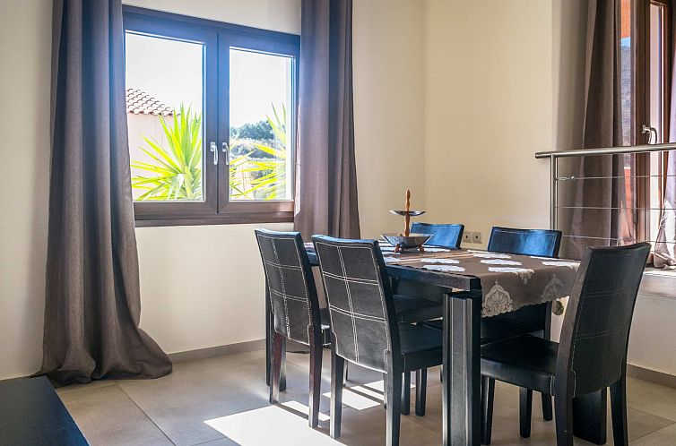 Vakantiehuis Niriides Villas_ Dafne _ 3-Schlafzimmer private