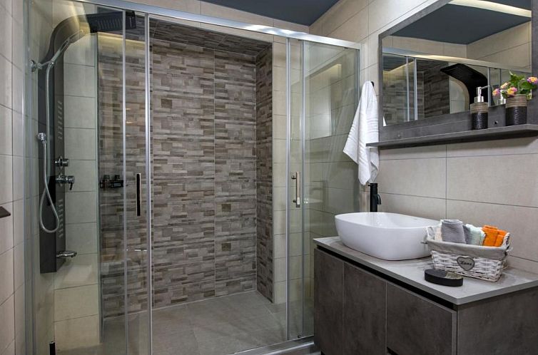 Appartement Renas Luxus-Wohnung