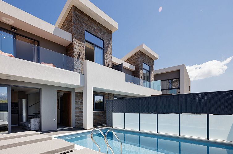 Vakantiehuis VillAgioi I - Privater Pool und 450m zum Sandst